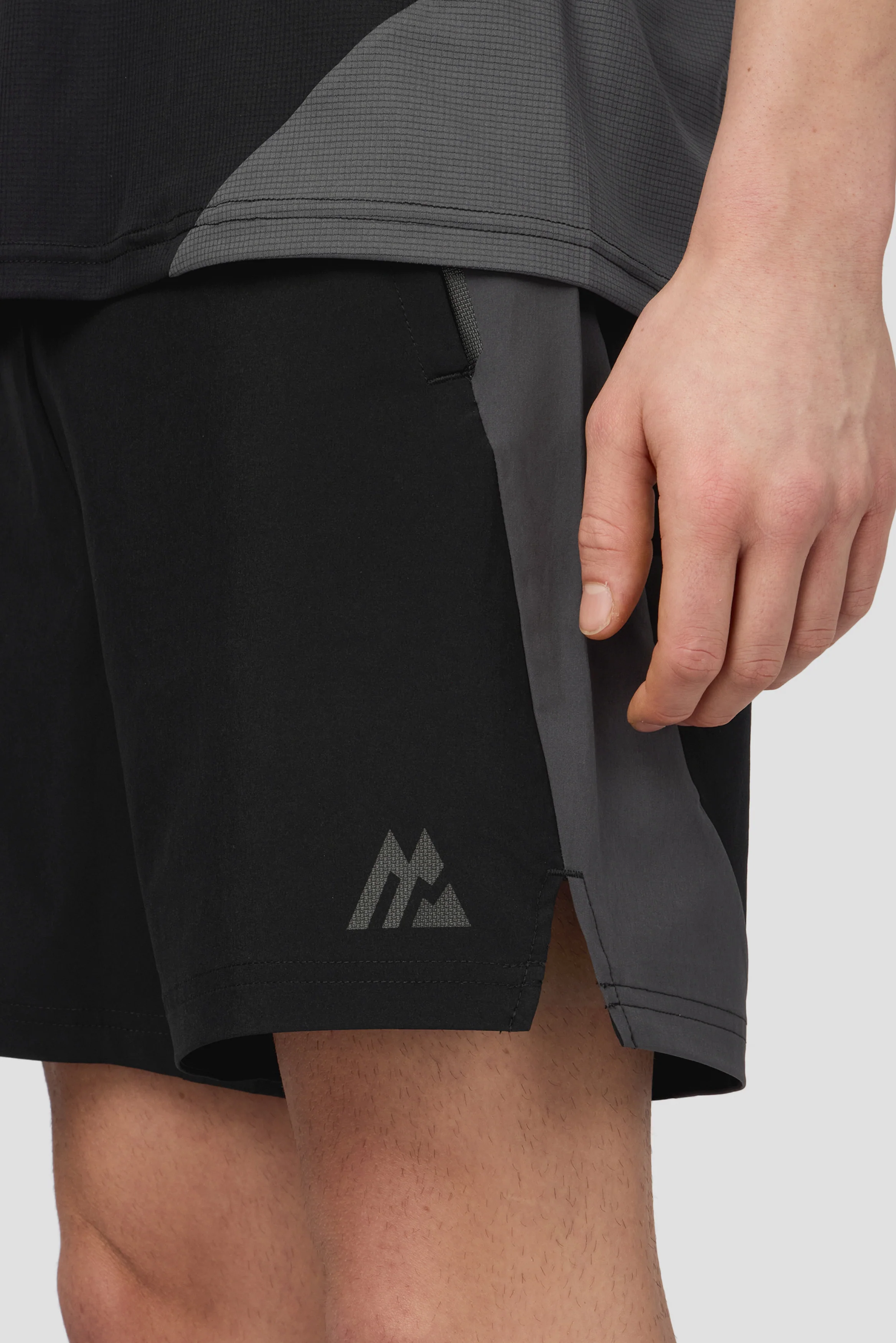 Torrent 2.0 Short - Black/Asphalt - Image 5