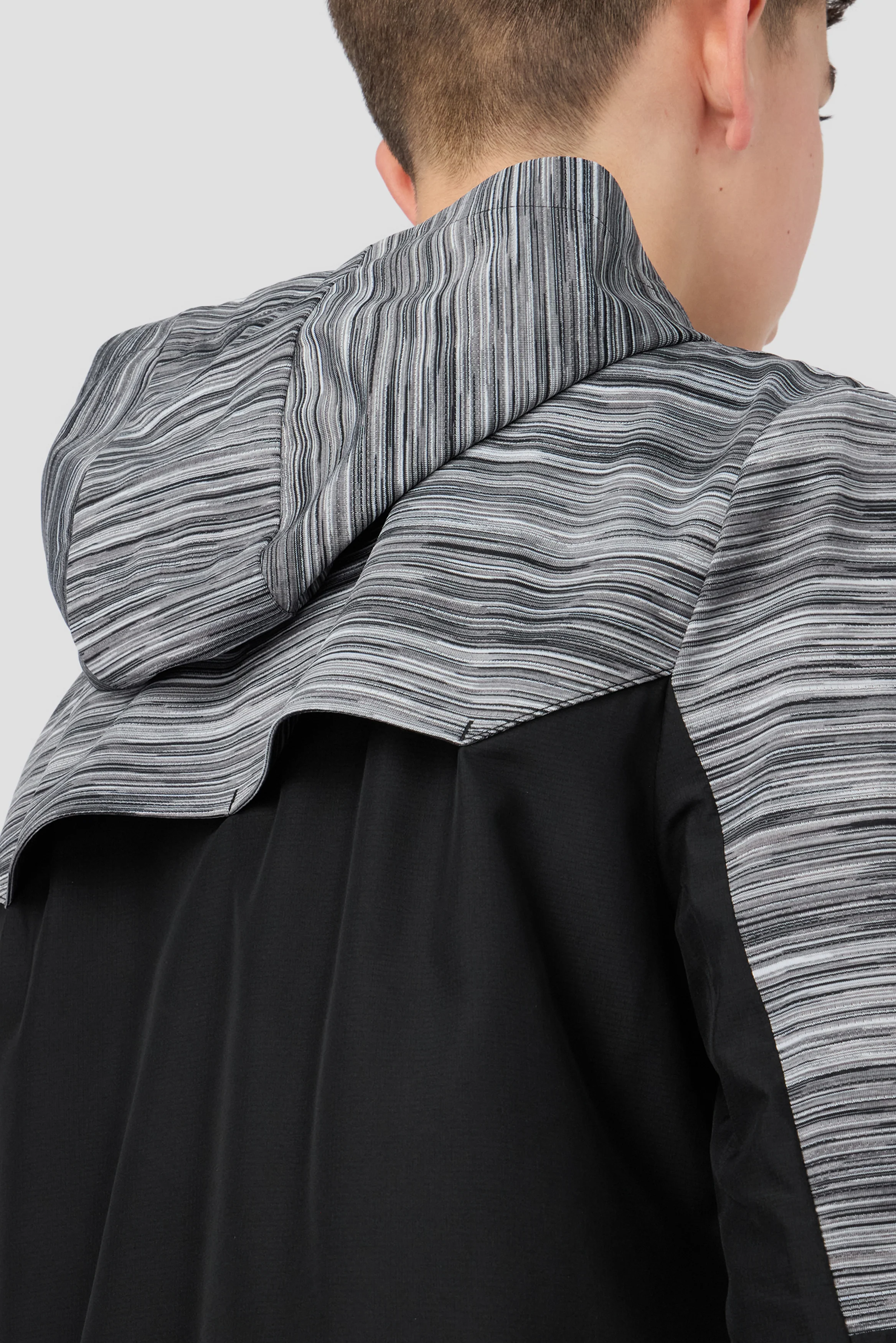 Boys Trail 2.0 Windbreaker - Black/Grey/White - Image 6