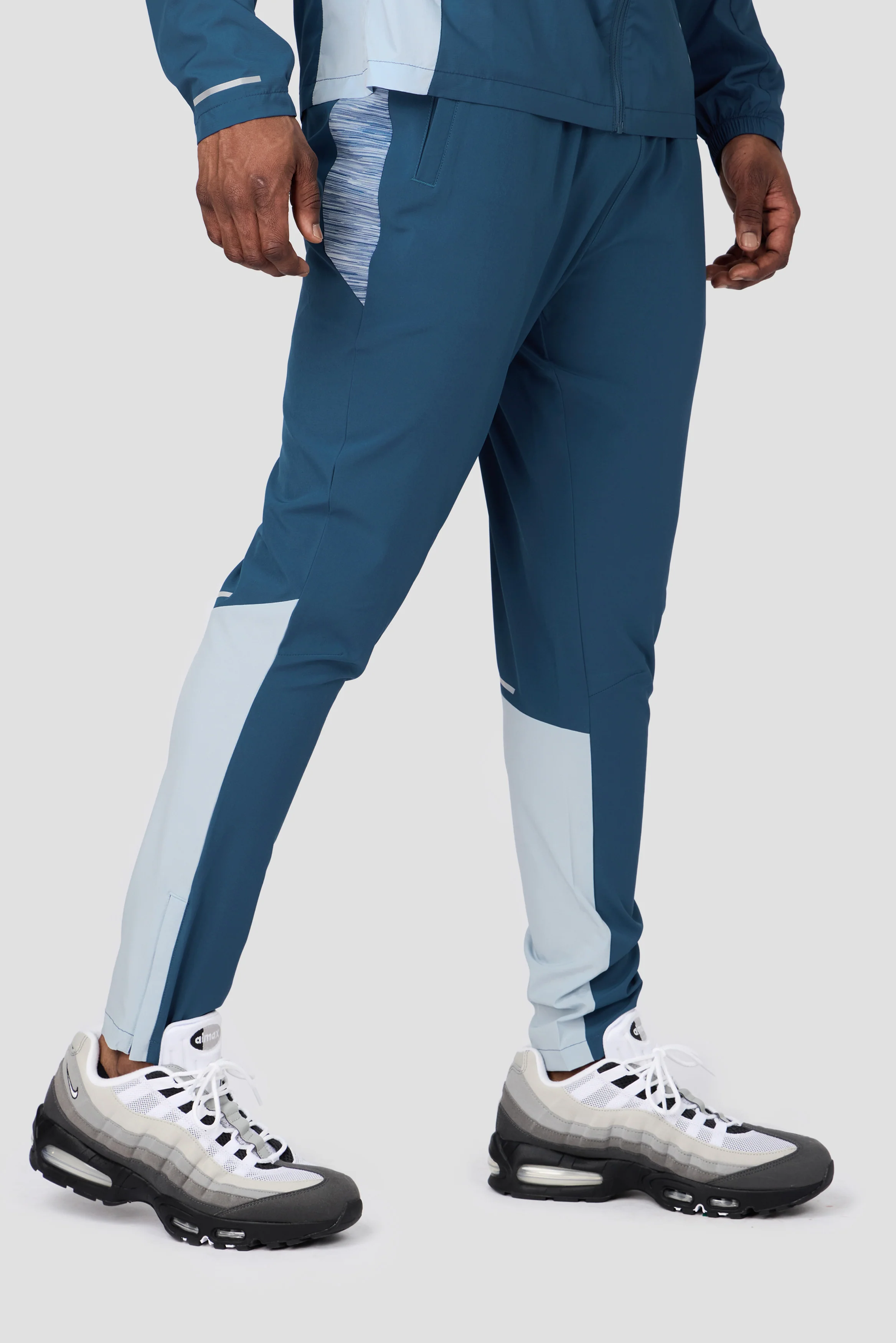 Trail Panel Running Pant - Blue/Light Blue Multi - Image 2